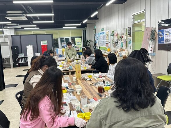 원데이 잡클래스 [3회차 :  압화와 허브를 활용한 MP 비누 만들기 ]