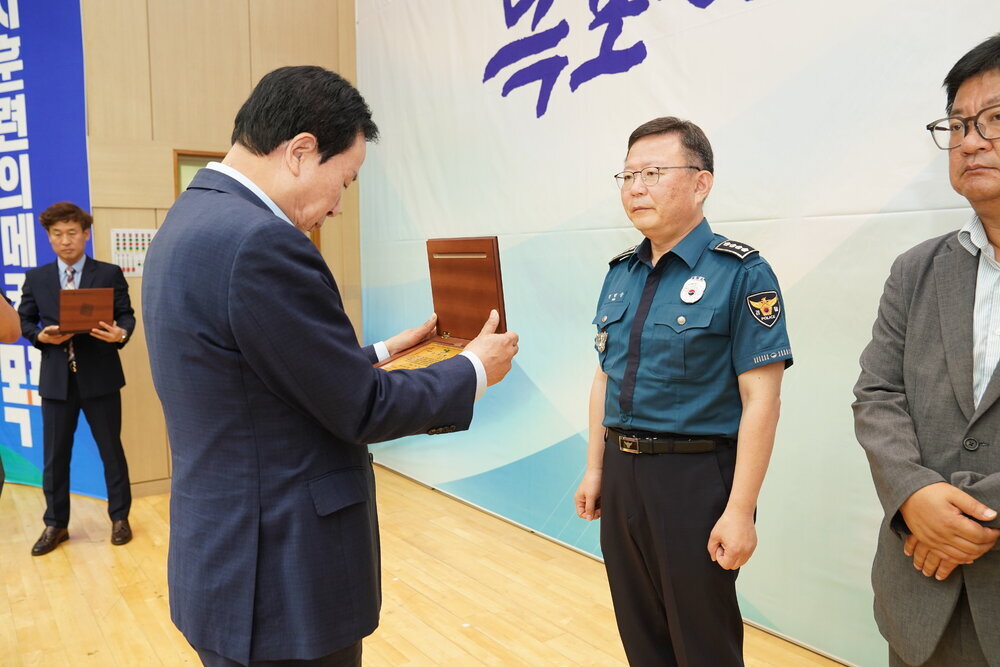 전국소년(장애학생)체전 성공개최 유공자 표창 수여식-1