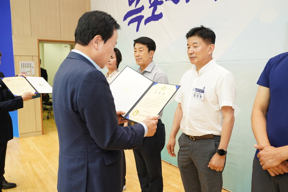 전국소년(장애학생)체전 성공개최 유공자 표창 수여식-5