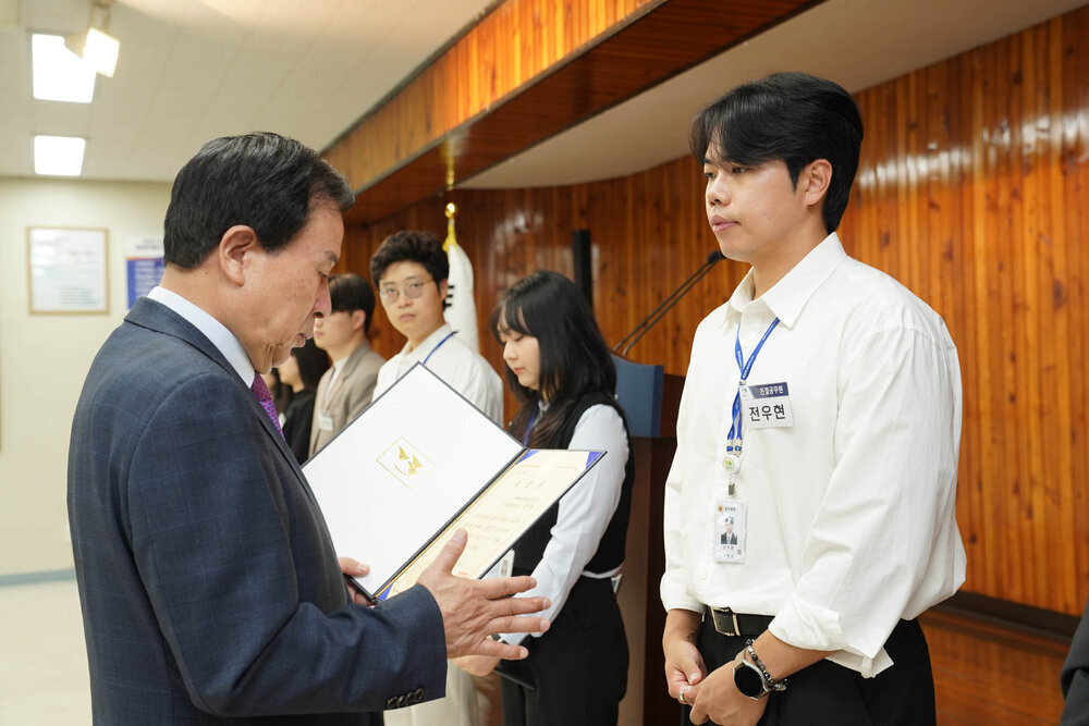 (10.31.삽진산단한국메이드2공장) 세계최초 친환경 연료시스템 실증 선박 진수식