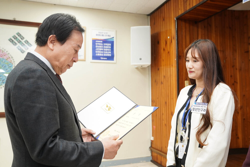 (12.20.상황실) 연말시상식-수상부서 청년인구과
